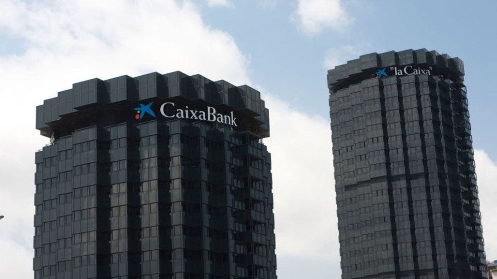 CaixaBank advierte de que el boicot "no ayuda a la convivencia en Cataluña"