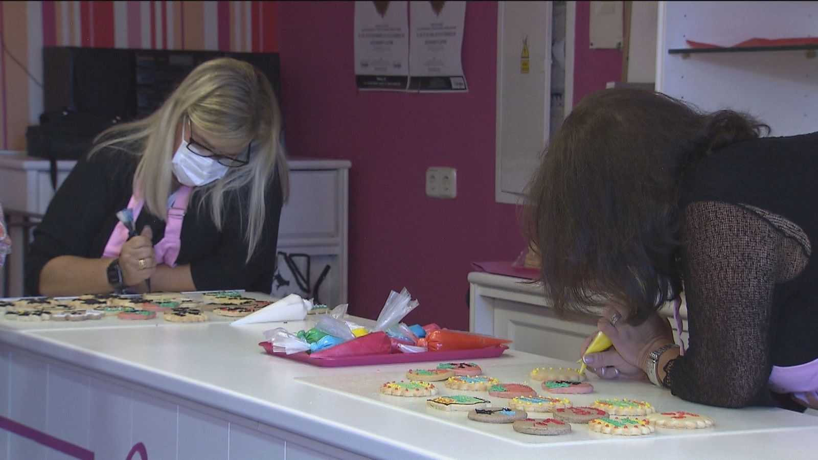 Las galletas solidarias de Torrelodones que endulzan la vida de los más necesitados