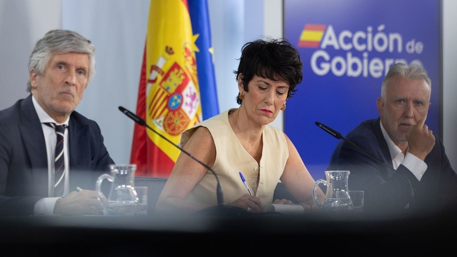 El Gobierno endurece su política migratoria tras la llegada masiva a Ceuta