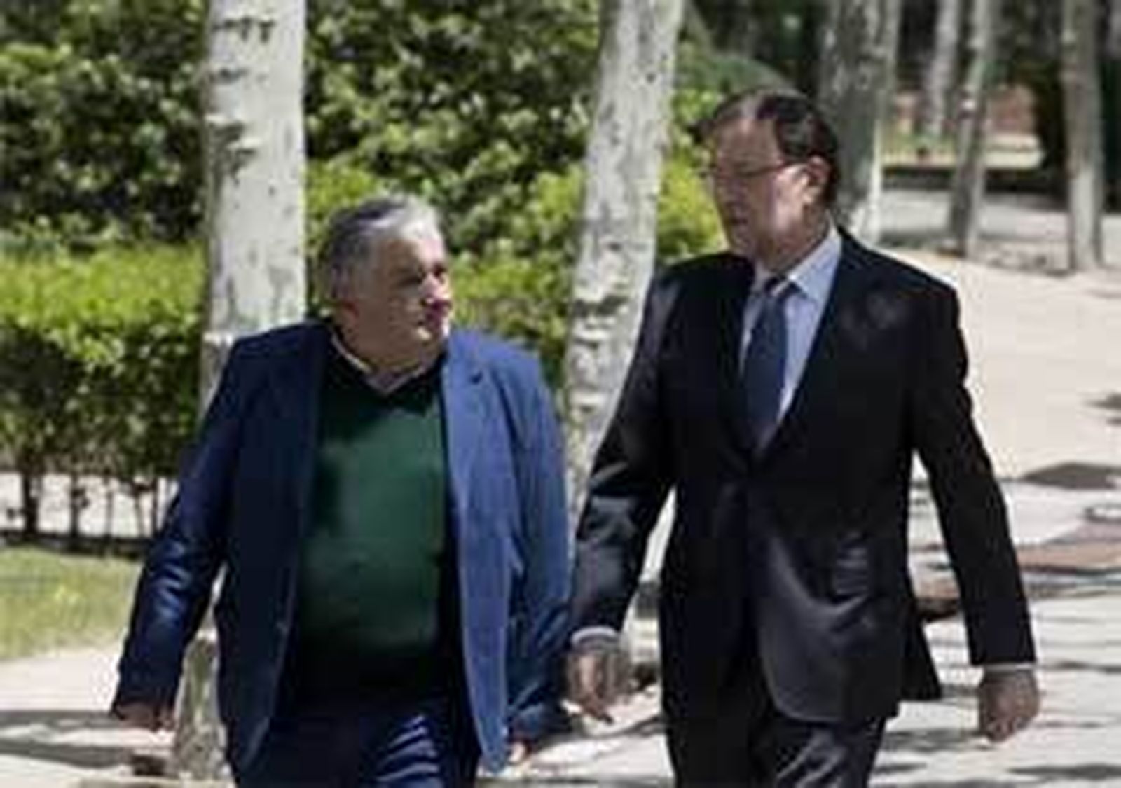 Mujica suspende su visita a Italia al final de su gira para guardar reposo