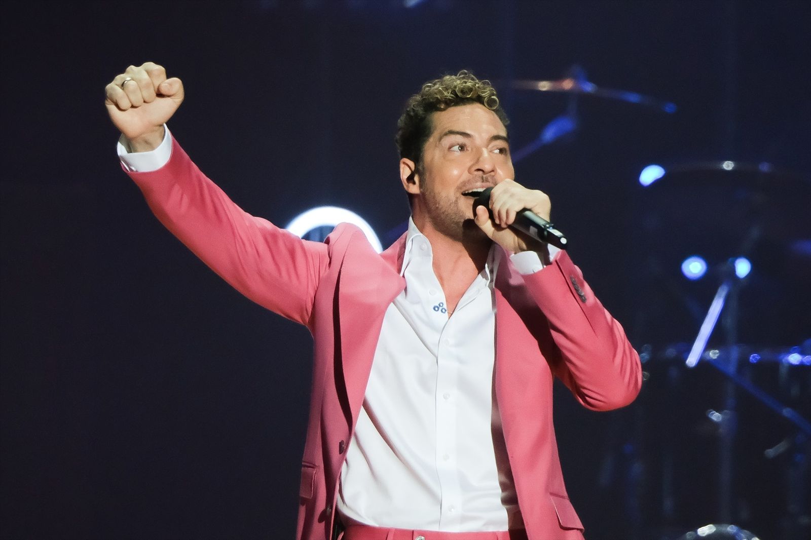 David Bisbal recibe el premio de honor por 20 años de carrera en los Latin American Music Awards