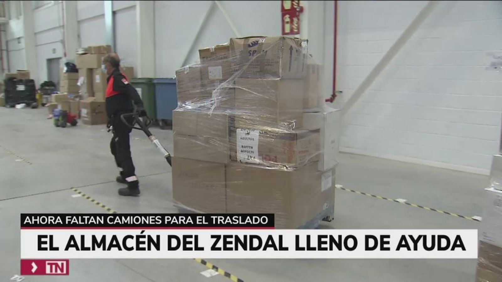 Así funciona el hospital Isabel Zendal como centro logístico para el material humanitario destinado a Ucrania