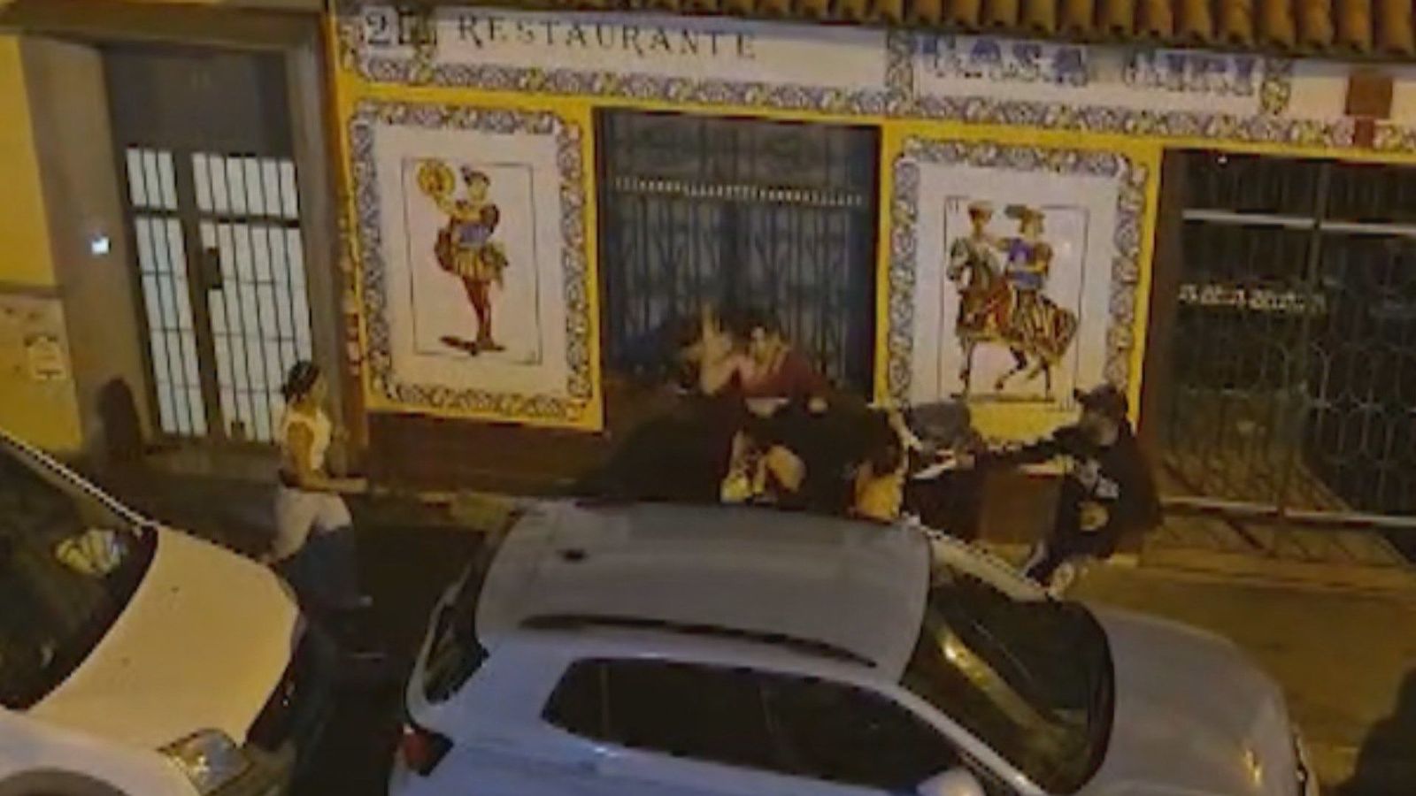 Peleas violentas, drogas y alcohol: los vecinos de Usera denuncian un after ilegal