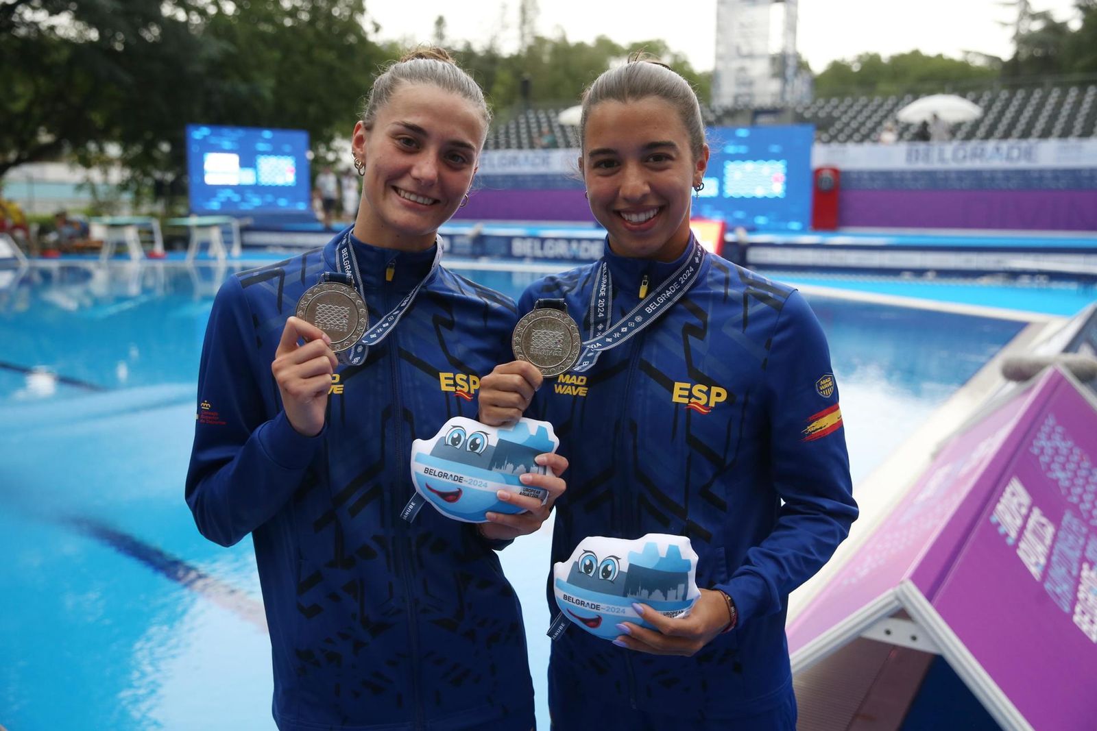 Valeria Antolino y Ana Carvajal