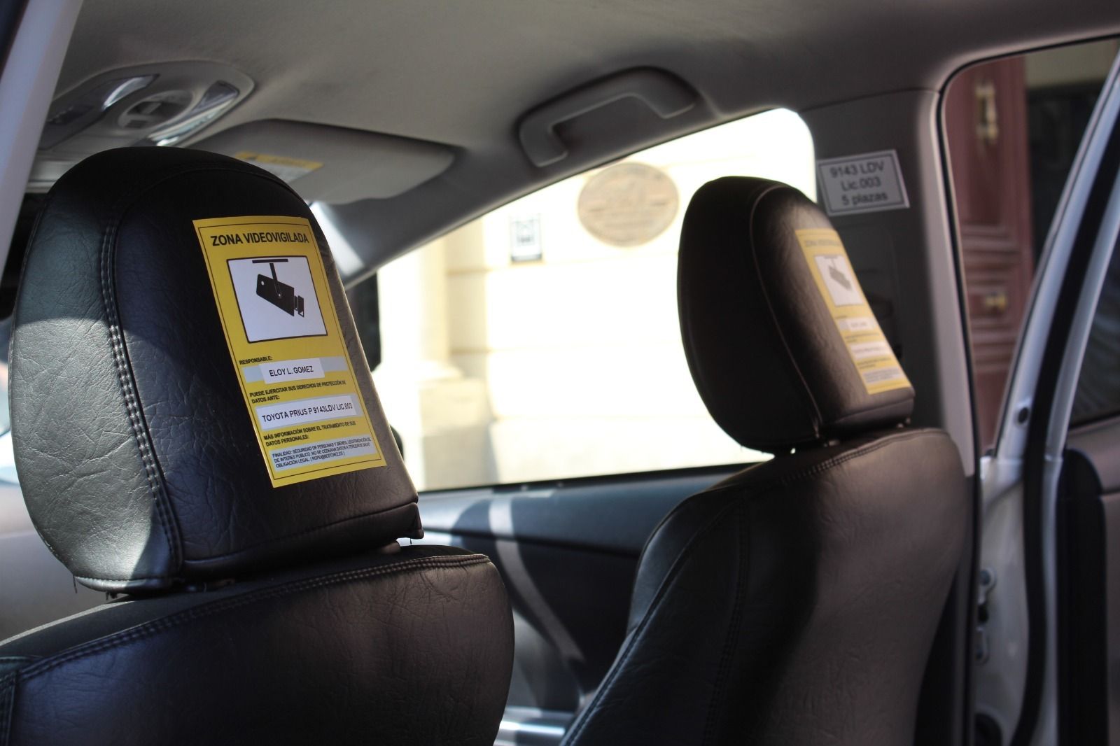 Interior de uno de los taxis alcalaínos