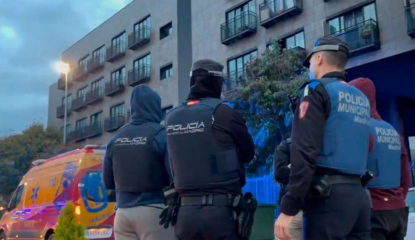 Un hombre muerto y dos heridos por arma blanca en otra pelea en el ‘hotel okupa’ de San Blas