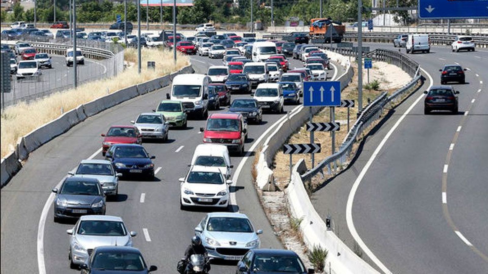 Arranca la operación tráfico de Navidad con 17 millones de viajes previstos