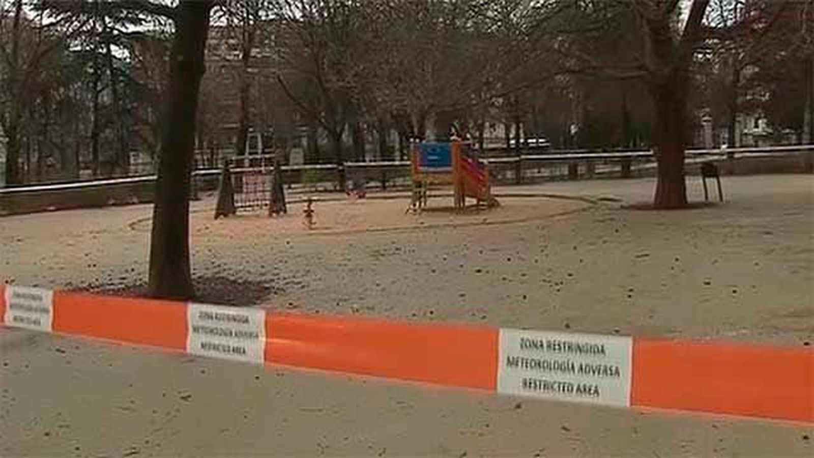 El Retiro reabre con algunas áreas, como las infantiles cerradas al público