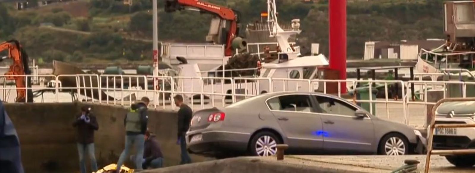 Detenido el conductor que se precipitó al mar en Moaña por la muerte de la mujer que iba con él