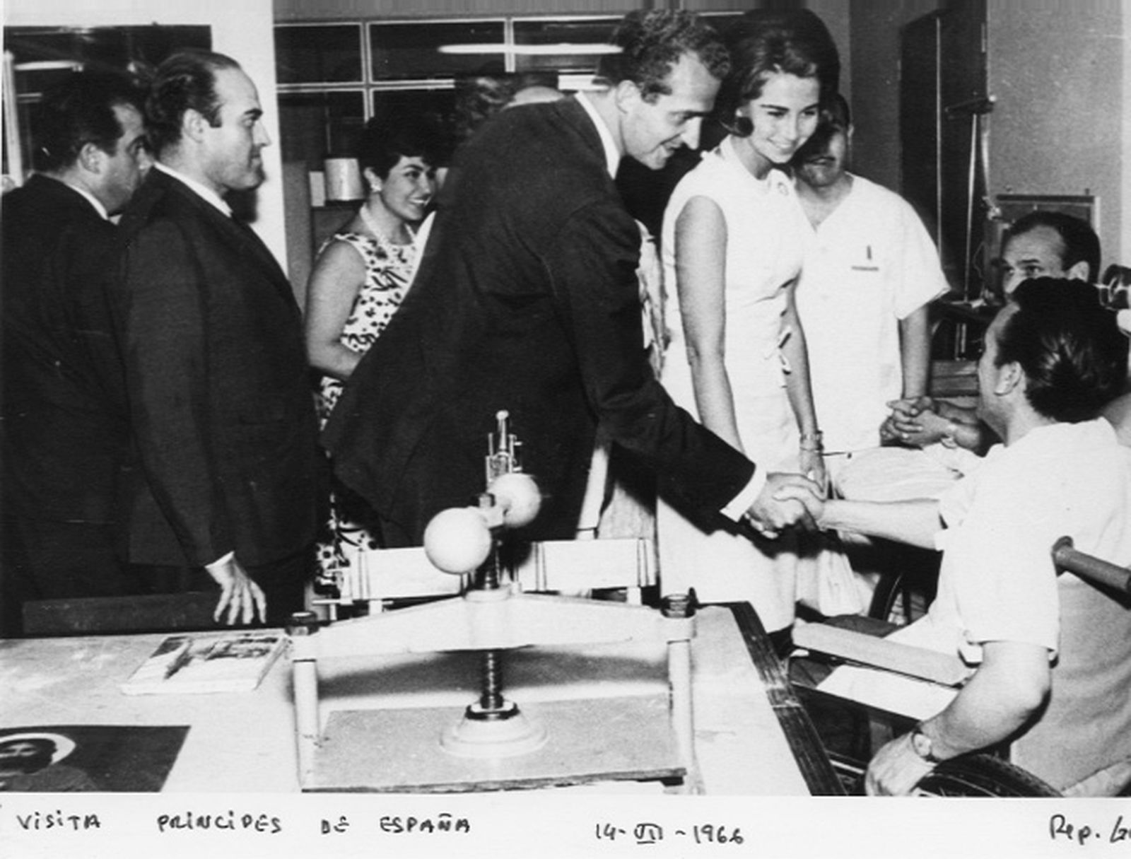 Visita de Juan Carlos I y Sofía a la Paz en 1966