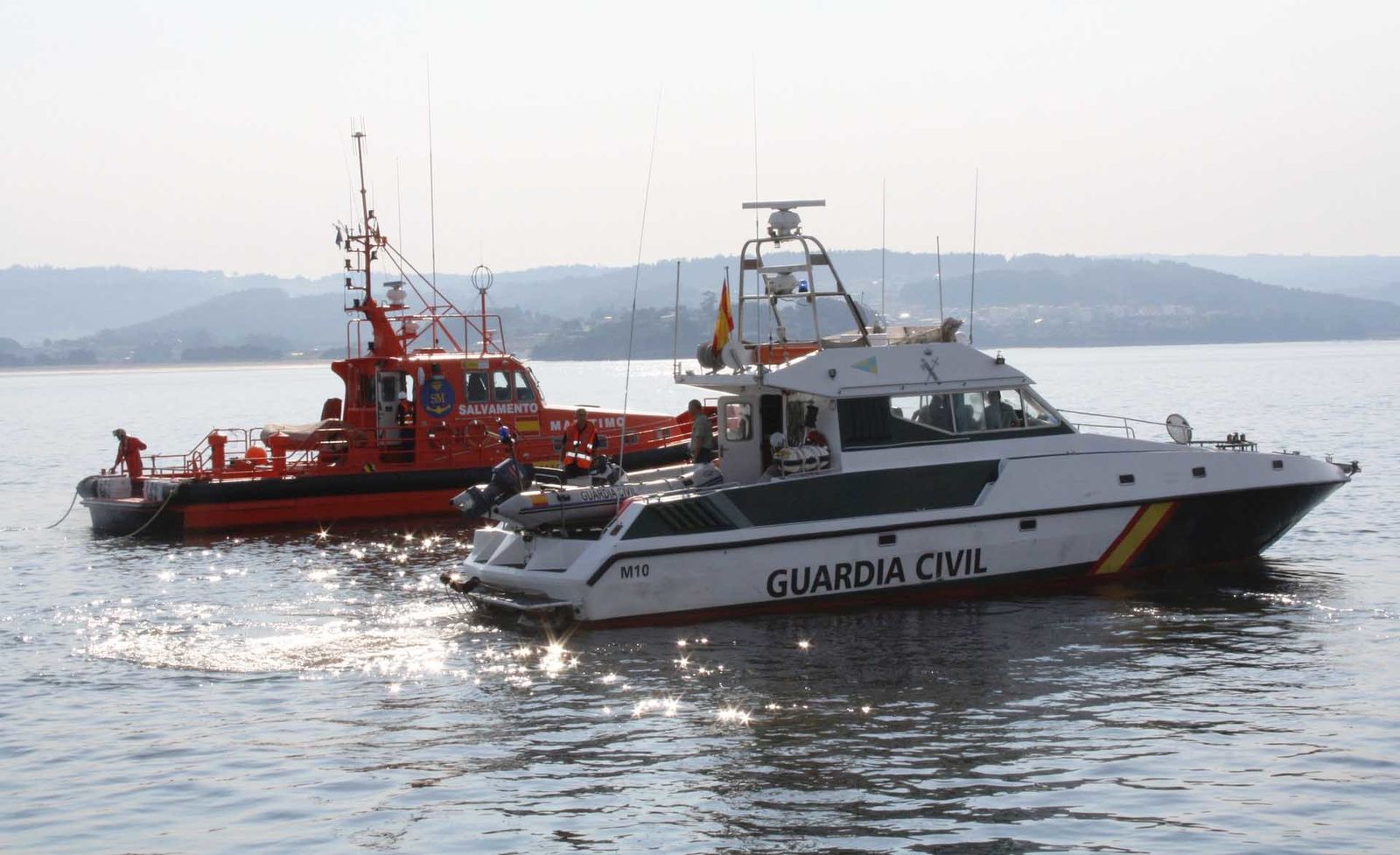 Operativo conjunto de Salvamento Marítimo y la Guardia Civil