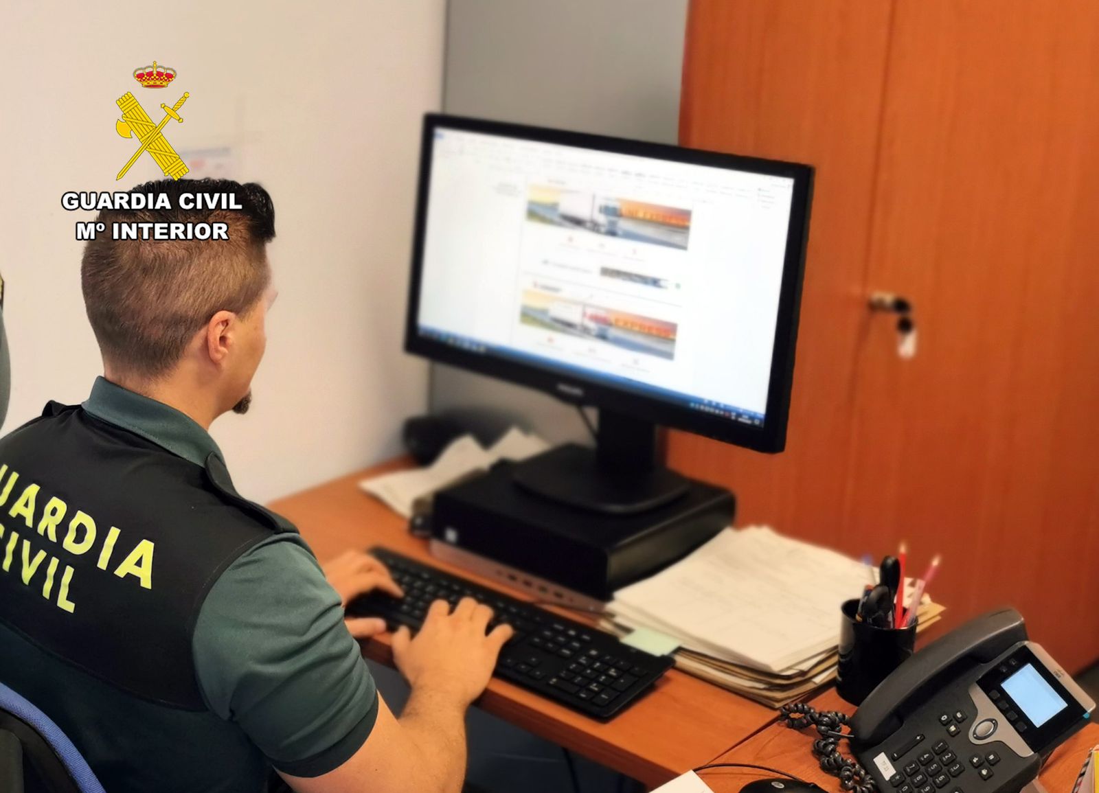 La Guardia Civil Desarticula Un Grupo Delictivo Que Estafaba Con El Método Del "Hijo En Apuros"