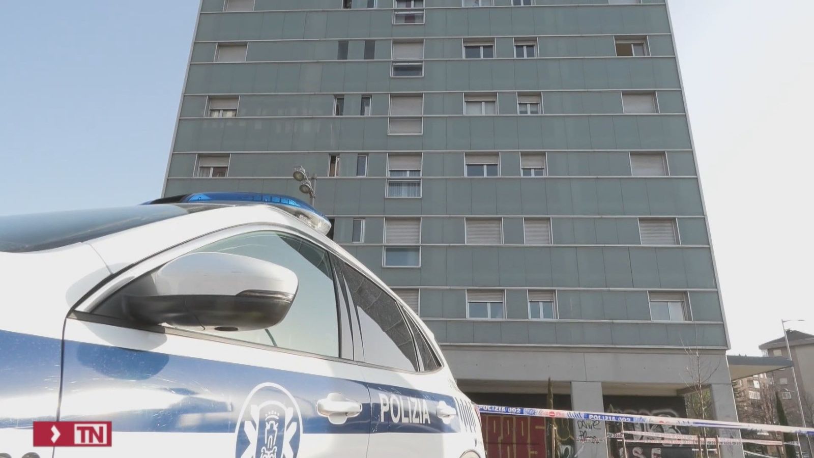 En libertad el padre del bebé caído desde un quinto piso en Vitoria, que sigue crítico