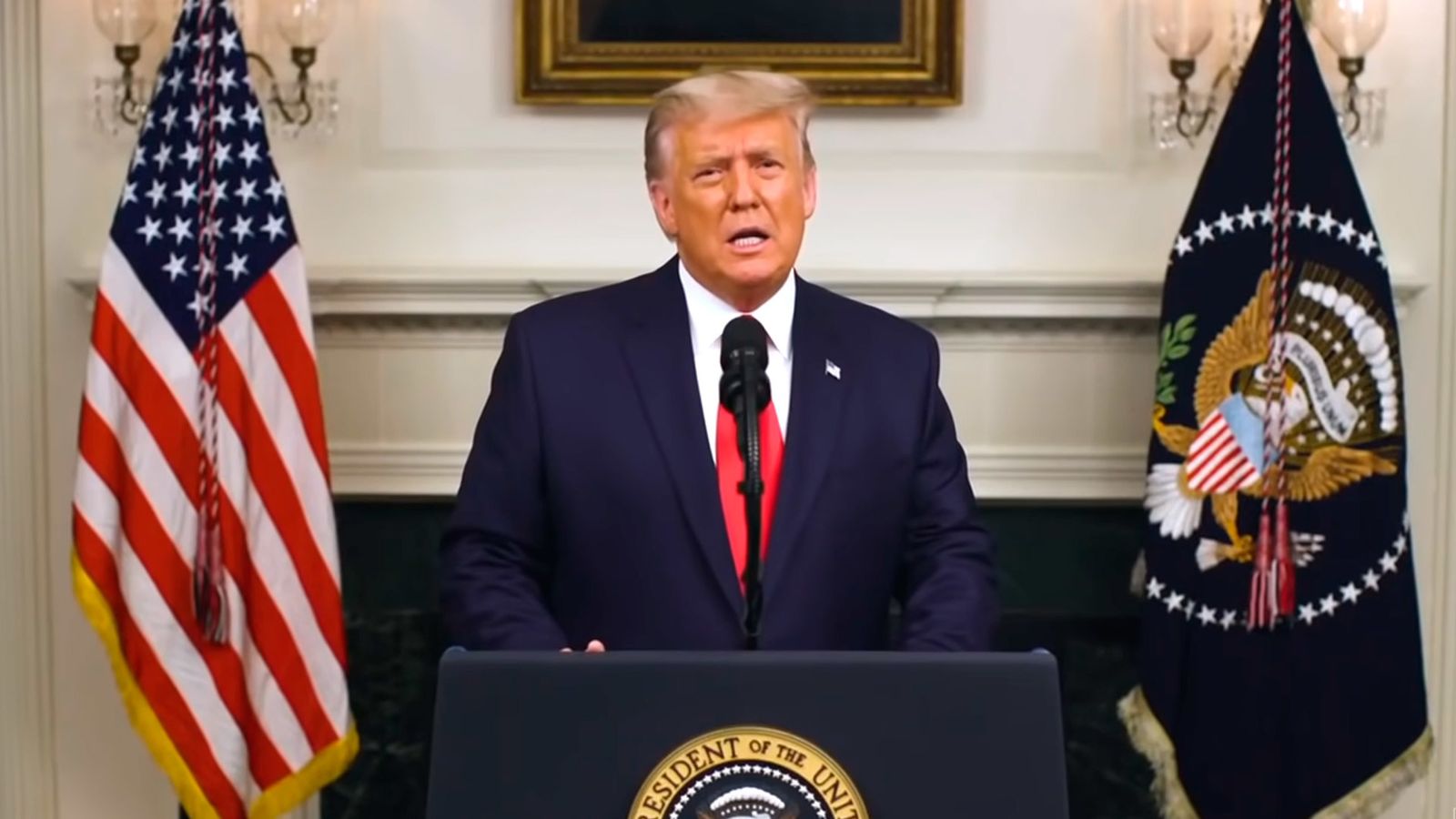 Captura de uno de los videos del canal oficial de Donald Trump en Youtube