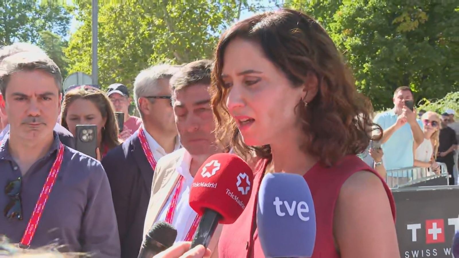 Ayuso, sobre la suspensión de la Vuelta.