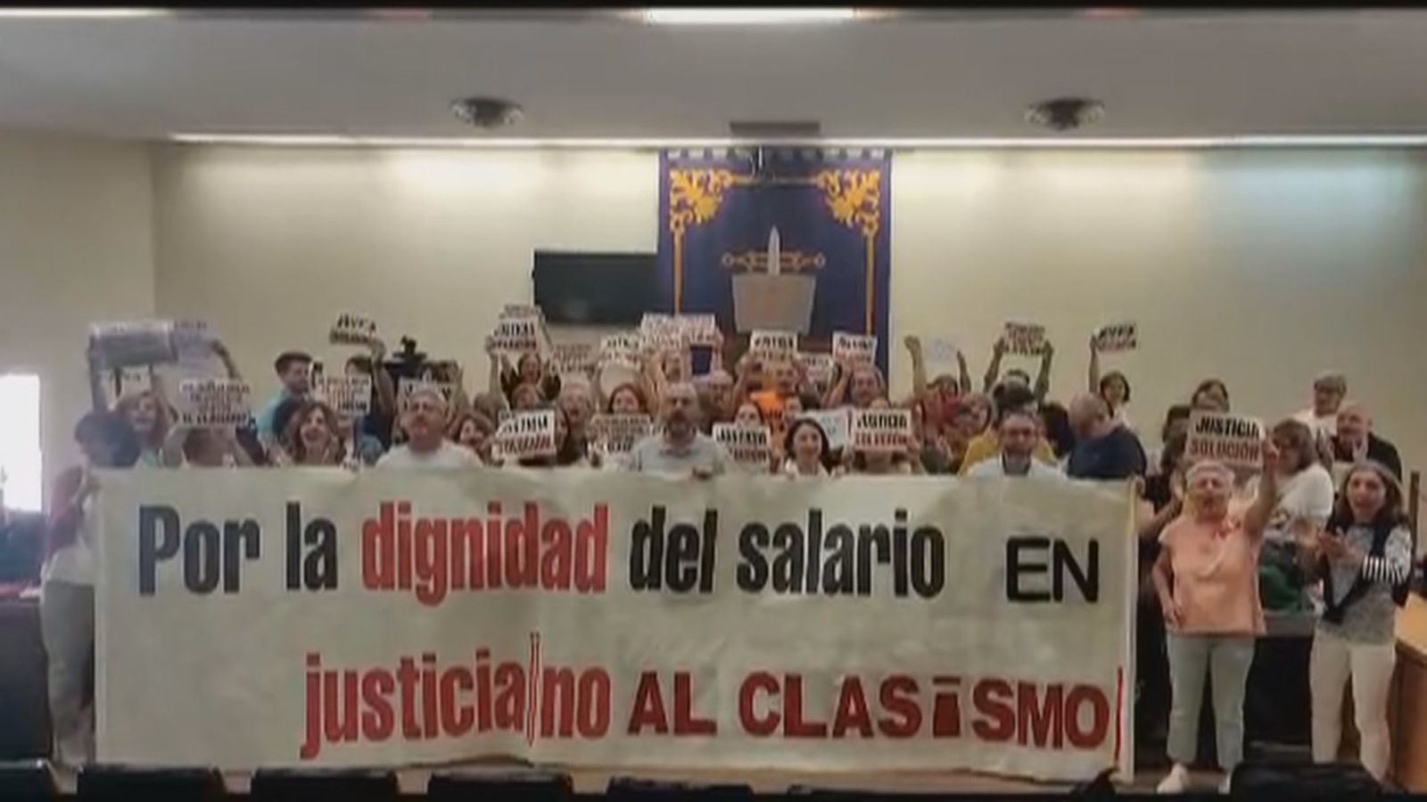 Funcionarios de Justicia se encierran en varias sedes hasta que el Ministerio negocie