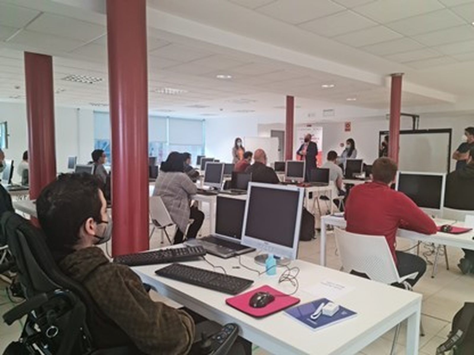 Por Talento Digital acerca a 10.000 personas con discapacidad al empleo tecnológico