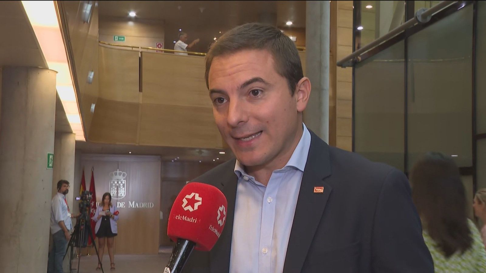 La oposición asegura que las propuestas de Díaz Ayuso se agotan en los telediarios