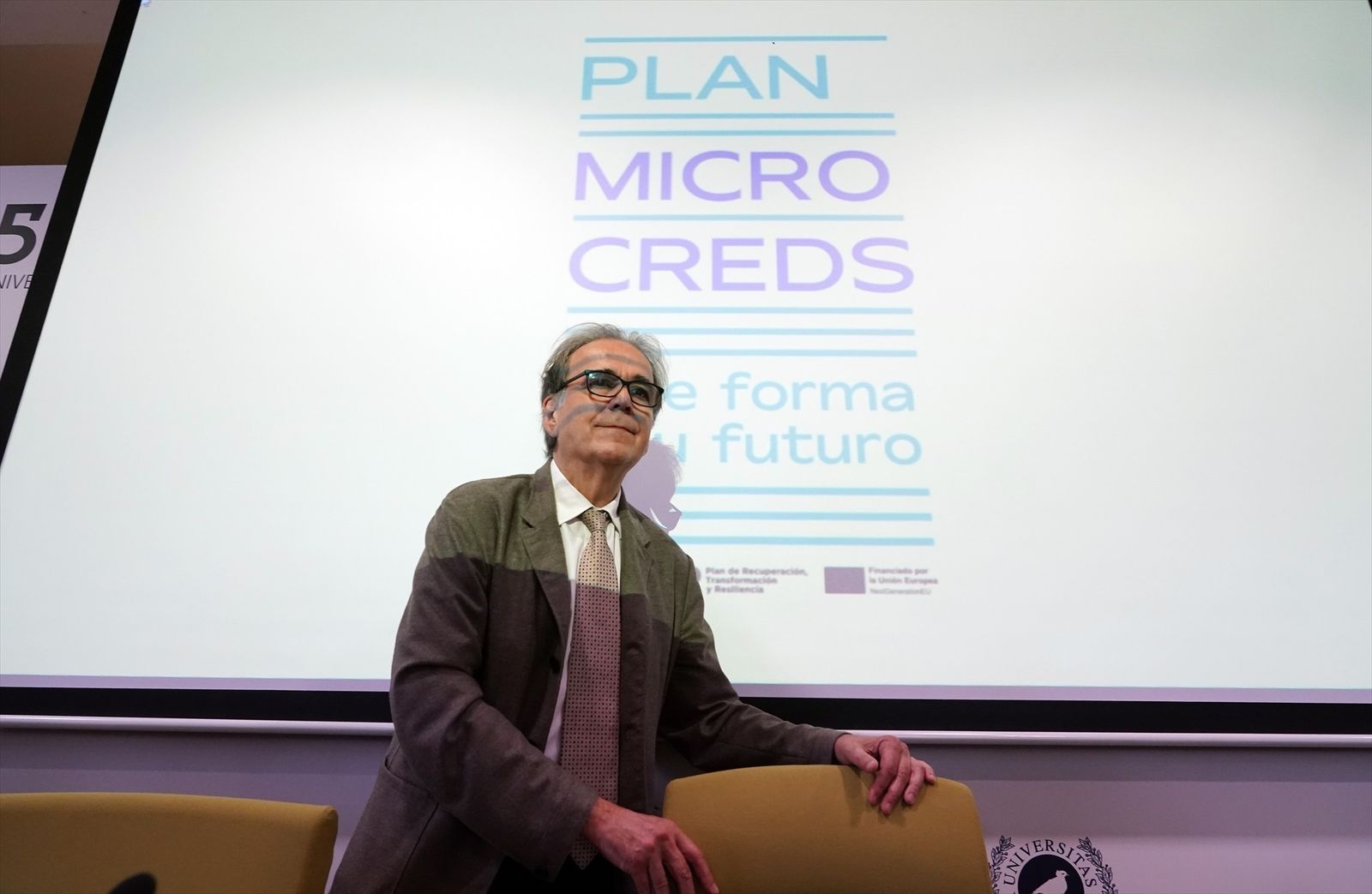 Joan Subirats, durante la presentación del Plan Microcreds