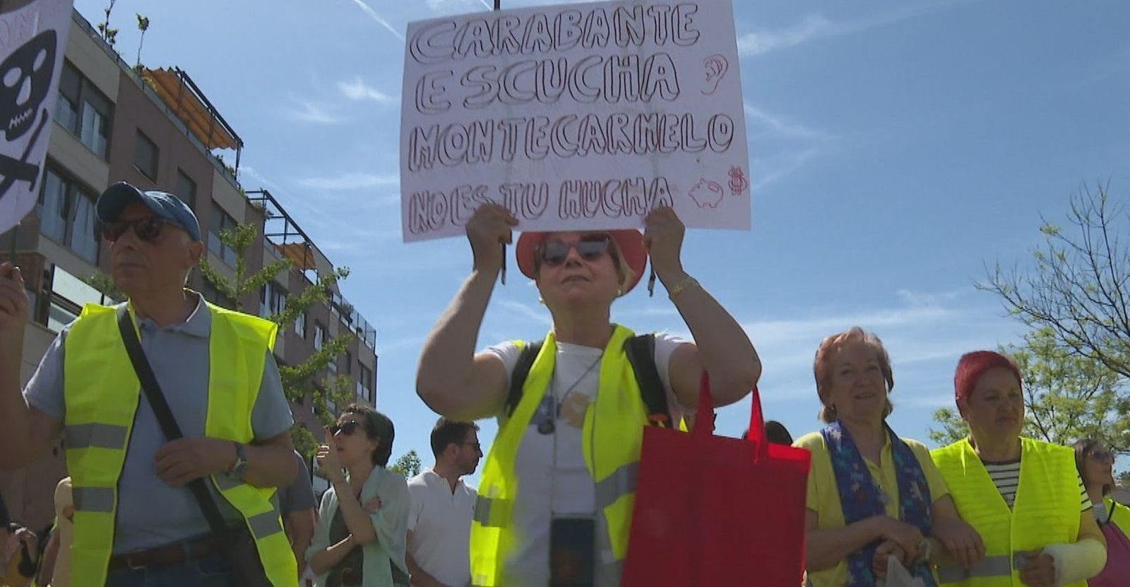 Nueva protesta vecinal para que se reubique el cantón de limpieza de Montecarmelo