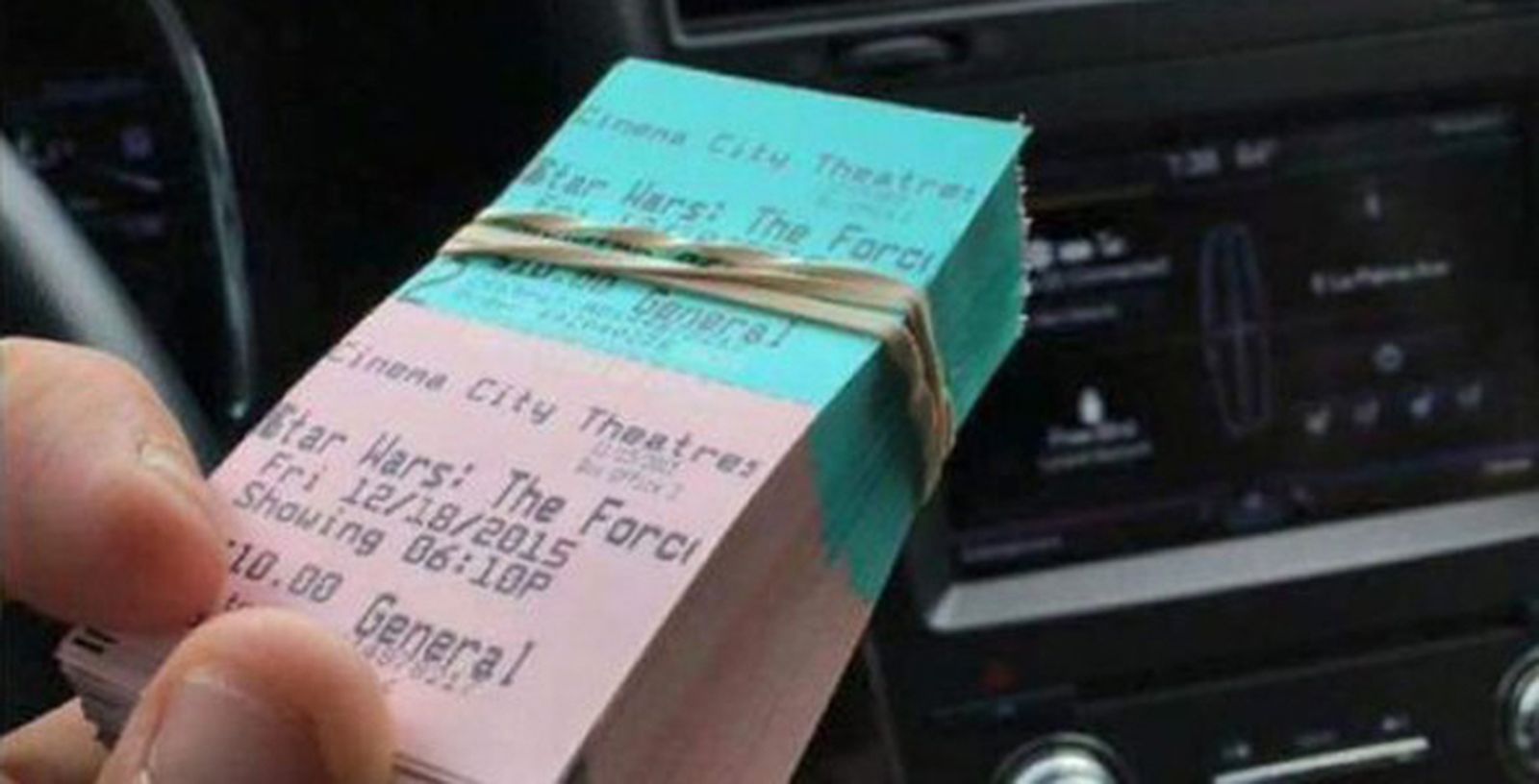 Detenido por más de 50 estafas en entradas de conciertos y partidos de fútbol