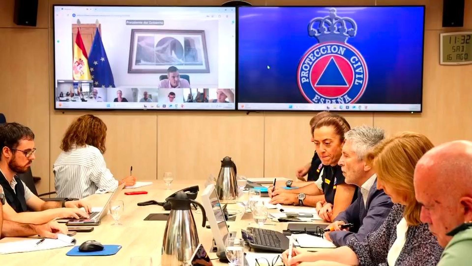 Protección Civil califica la situación de "catastrófica", con 19 grandes fuegos asolando España