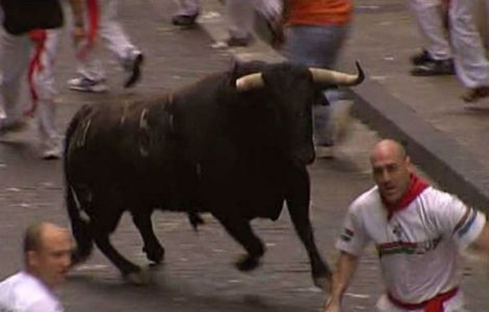 ENCIERRO_9.mp4