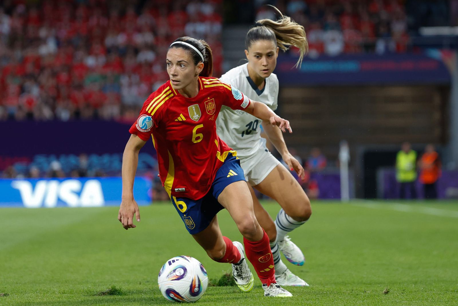 Aitana Bonmatí ante Suiza