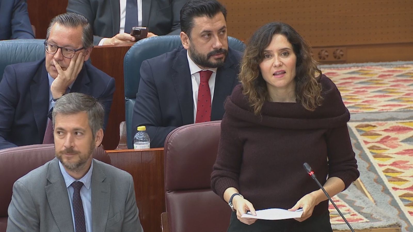 Ayuso defiende su política fiscal frente a la de Sánchez