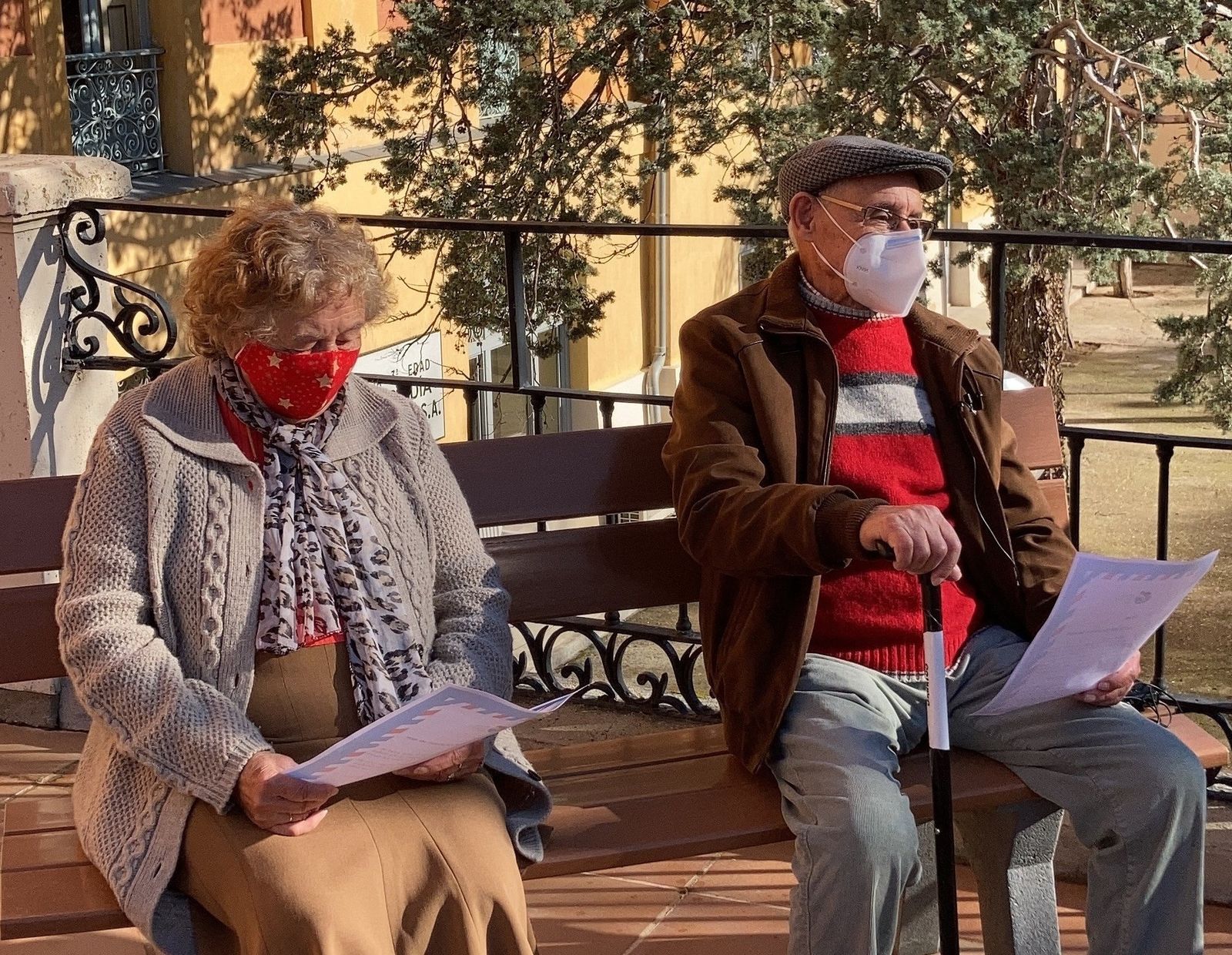 Los niños de Aranjuez escriben cartas a los ancianos de las residencias