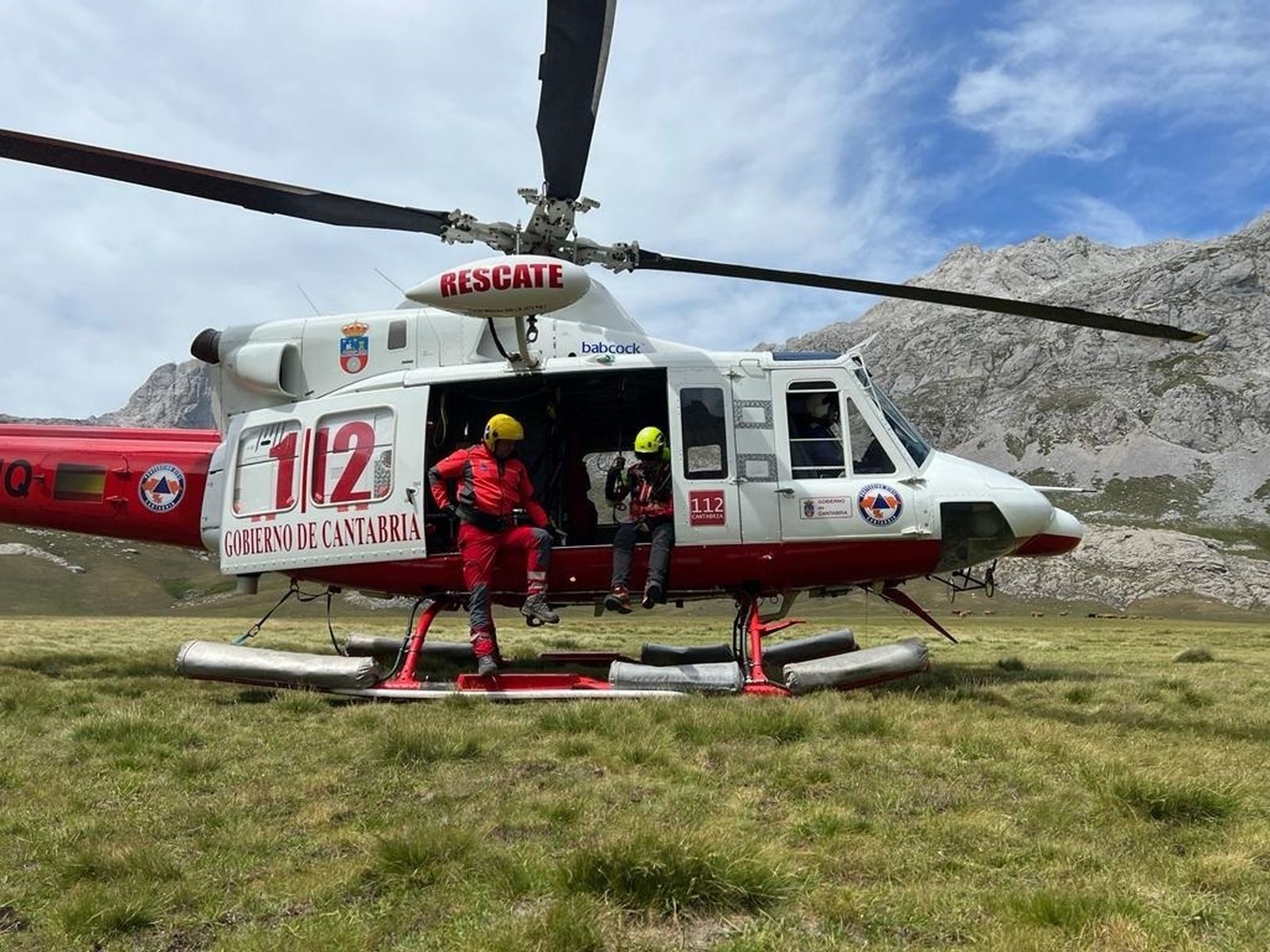 Helicóptero de rescate del Gobierno de Cantabria