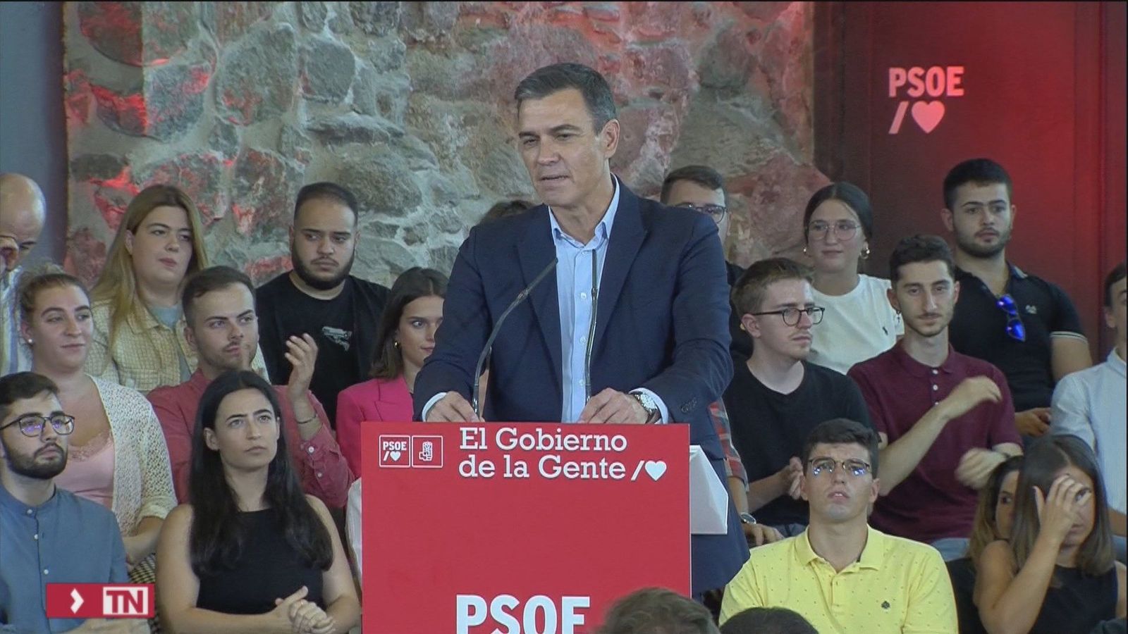Sánchez critica que el PP apoyará en Bruselas medidas que rechaza en Madrid