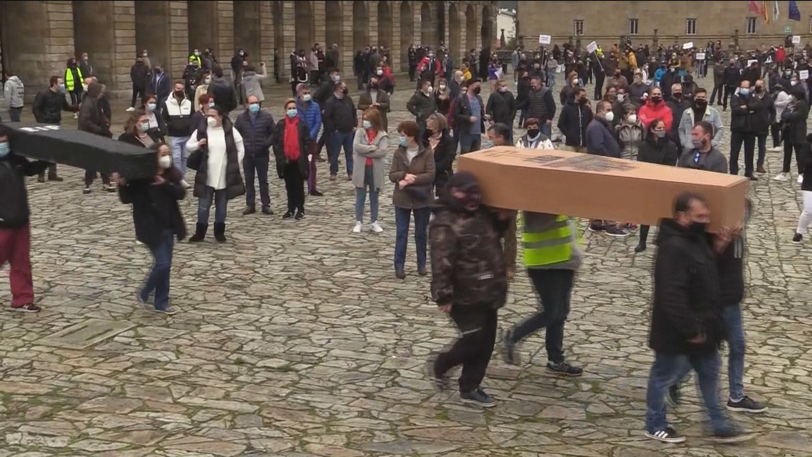 Más comunidades se plantean el cierre mientras crecen las protestas en Sevilla, Asturias, Galicia y Cataluña