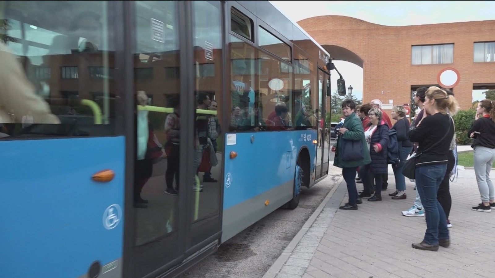 La EMT ya ha reforzado el servicio de autobuses por Todos los Santos