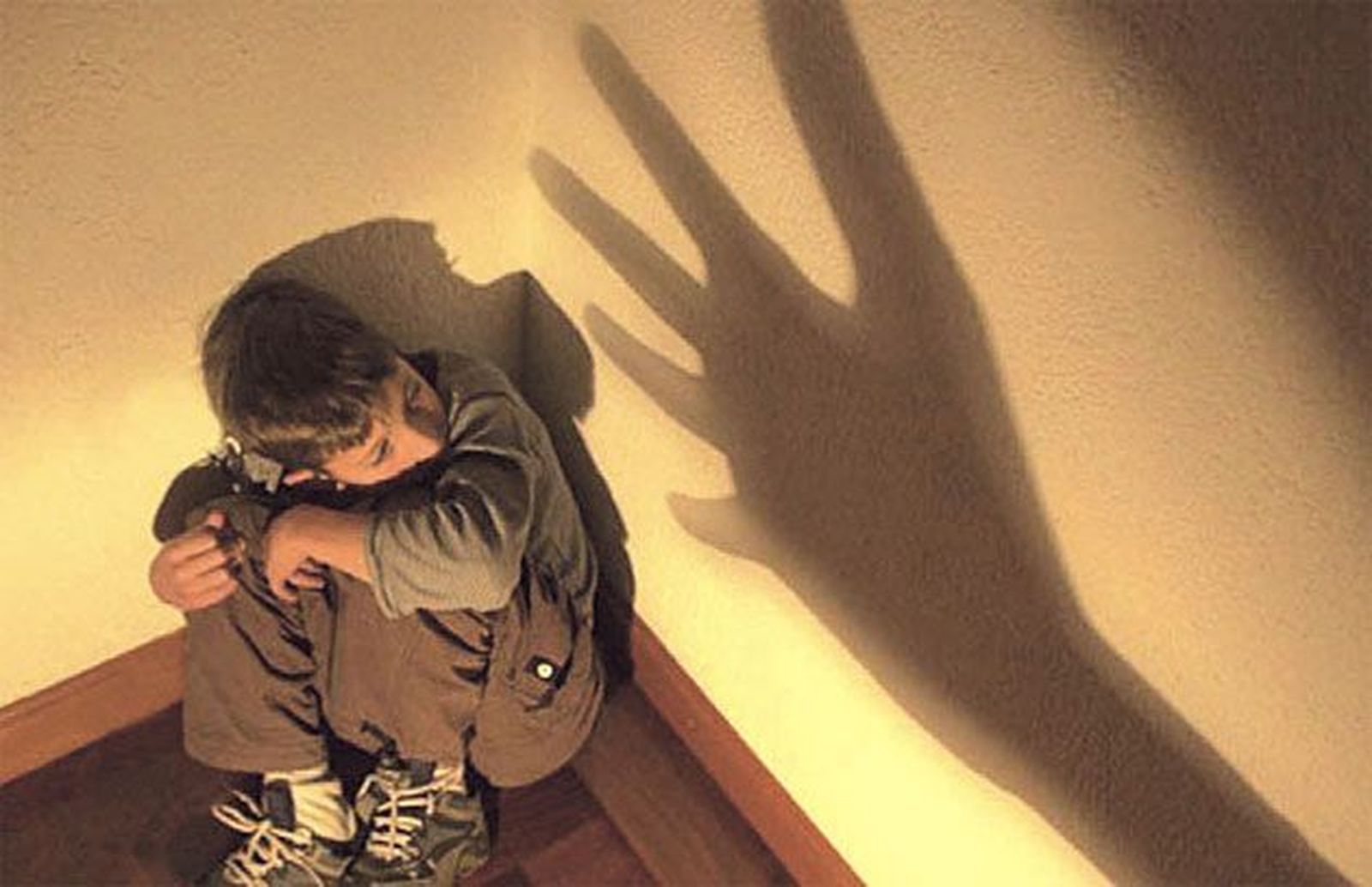 Dos meses de cárcel tras abofetear a su hijo por negarse a ducharse