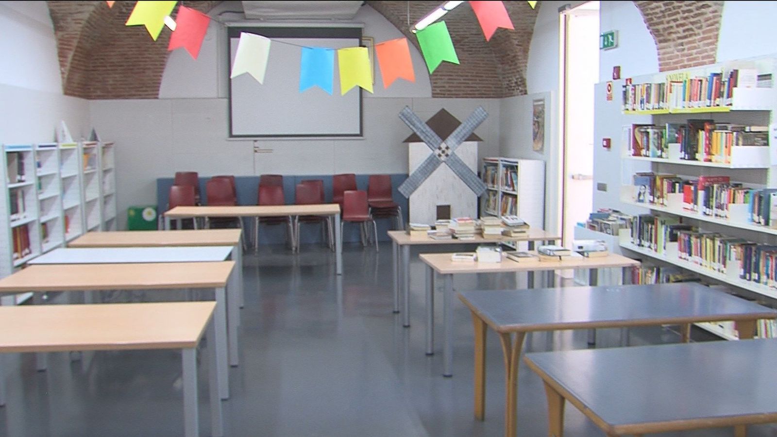 Habilitan espacios públicos para las clases en Algete