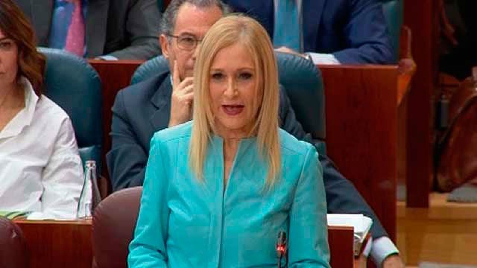 Cristina Cifuentes presenta la querella contra Francisco Granados por falsedad y atentado contra su honor
