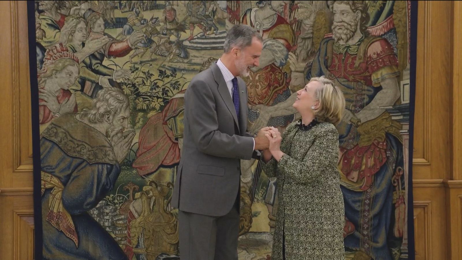 Felipe VI recibe a Hillary Clinton en La Zarzuela