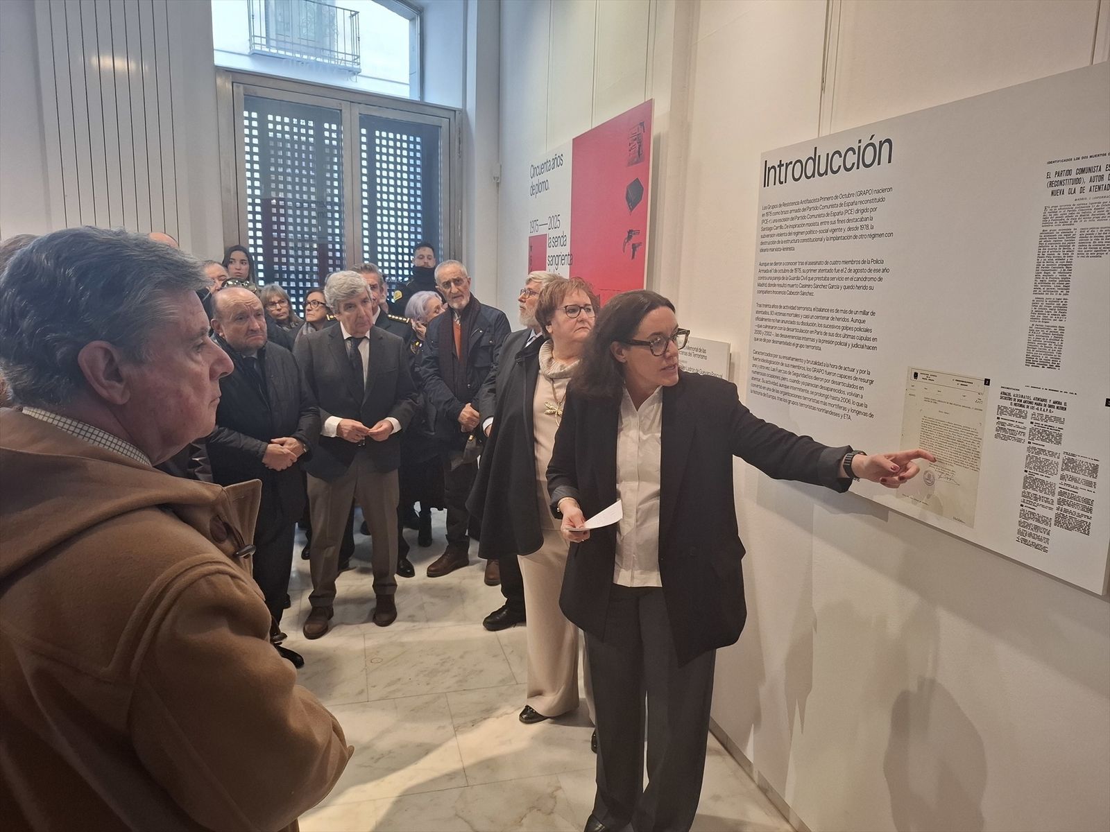 Presentación en el Ateneo de Madrid de la exposición sobre el terrorismo del GRAPO y sus 93 víctimas mortales