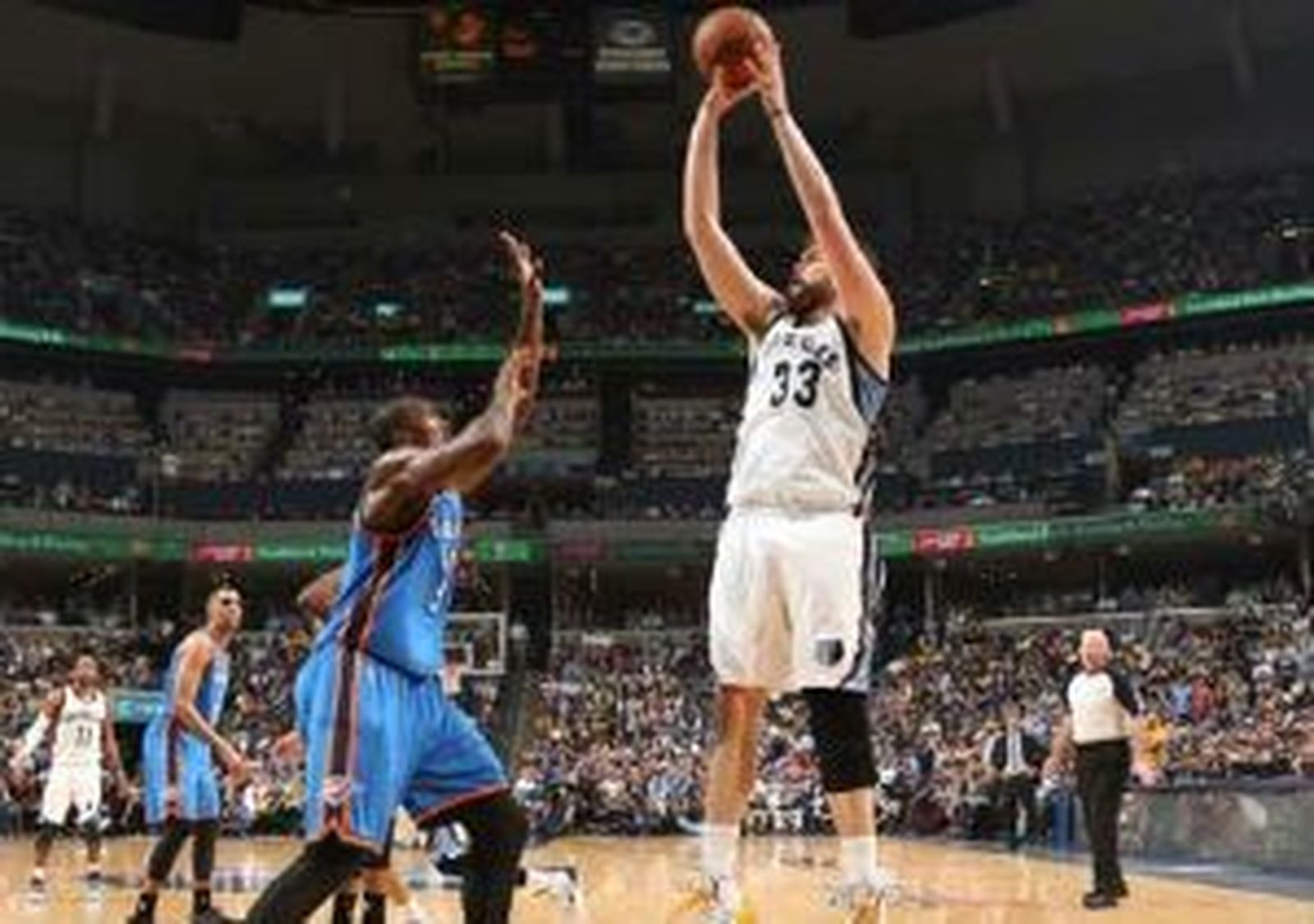 Playoffs NBA: Los Grizziles de Gasol se adelantan a los Thunder de Ibaka