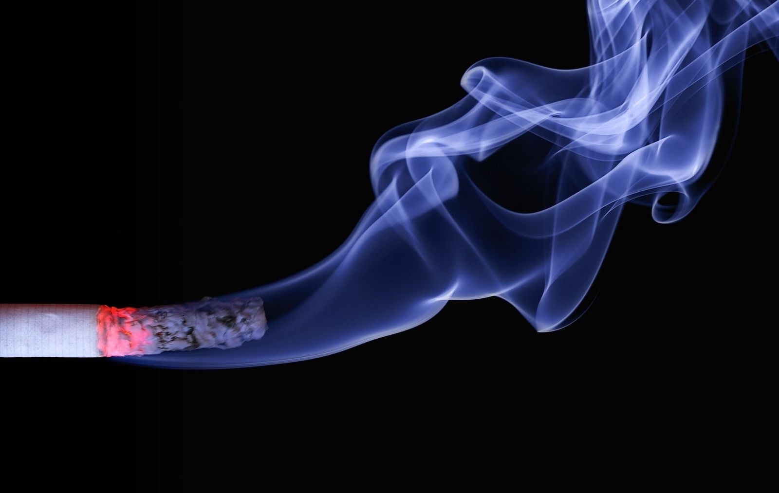 'Nofumadores' espera que Sanidad amplíe los espacios libres de humo siguiendo las recomendaciones de la UE