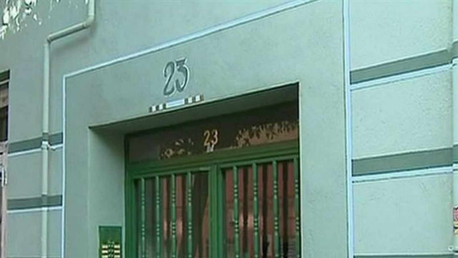 Sigue grave la mujer que recibió cinco puñaladas en Vallecas por parte de su expareja