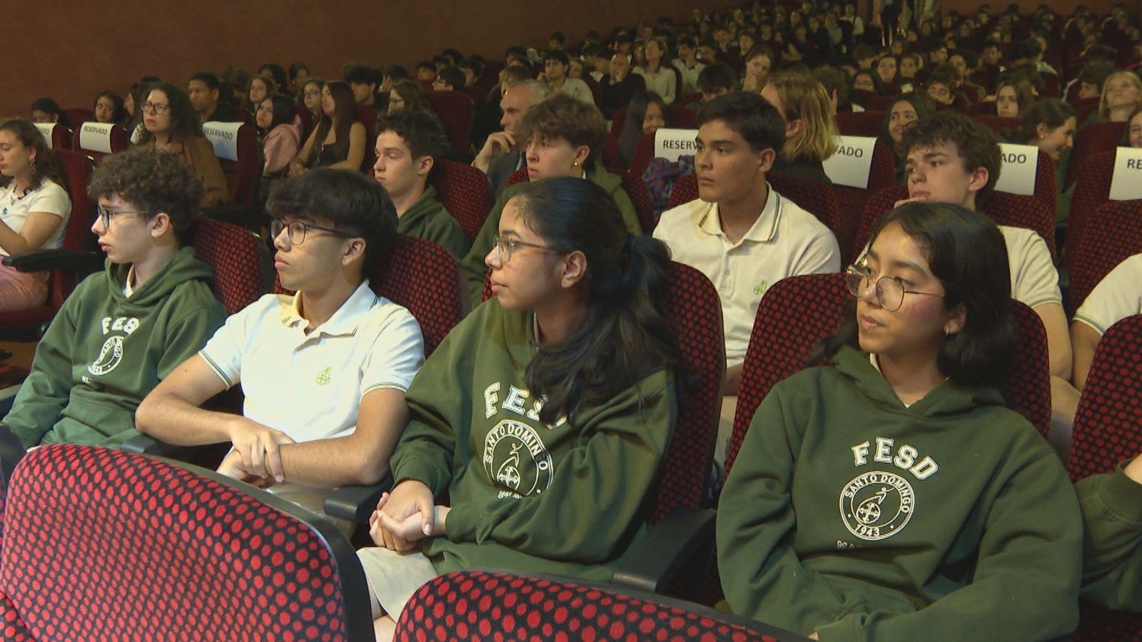 Más de 1.200 estudiantes reflexionan sobre el terrorismo en el cine