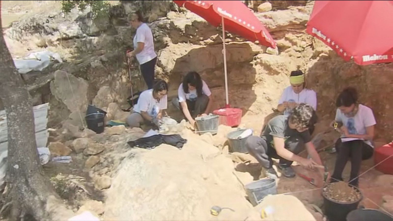 Las huellas de los primeros madrileños en el Valle de los neandertales