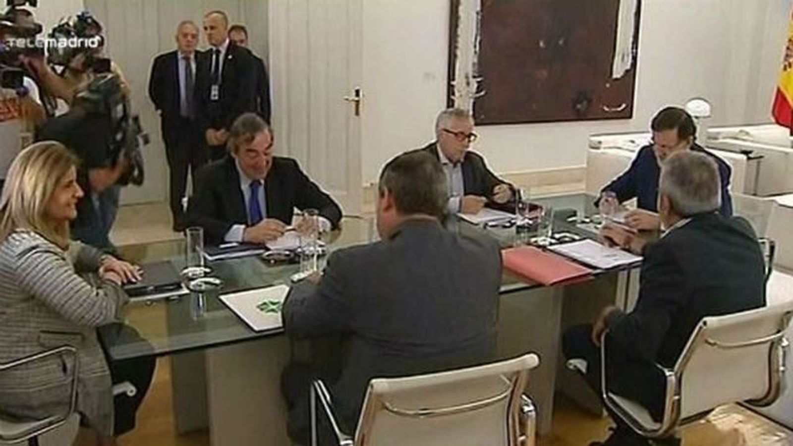 El Gobierno pondrá en marcha en octubre un plan para parados sin ingresos