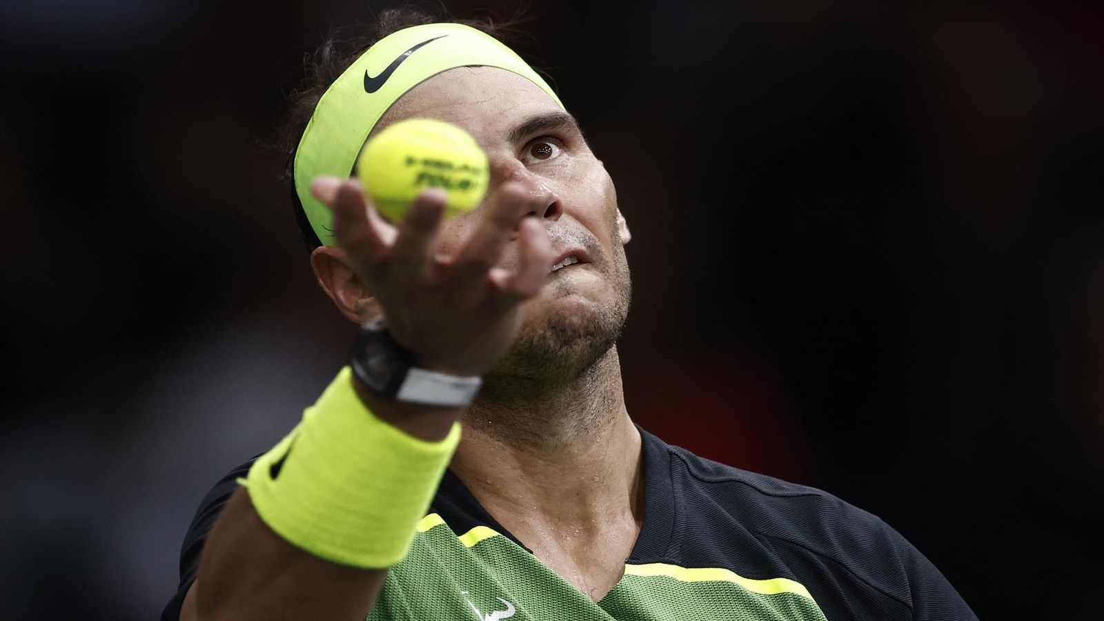 Un desconocido Nadal se marcha de París-Bercy en su debut