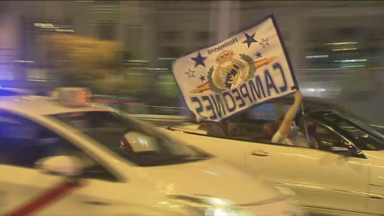 Las autoridades felicitan a los madridistas por su "ejemplo de responsabilidad" al celebrar LaLiga