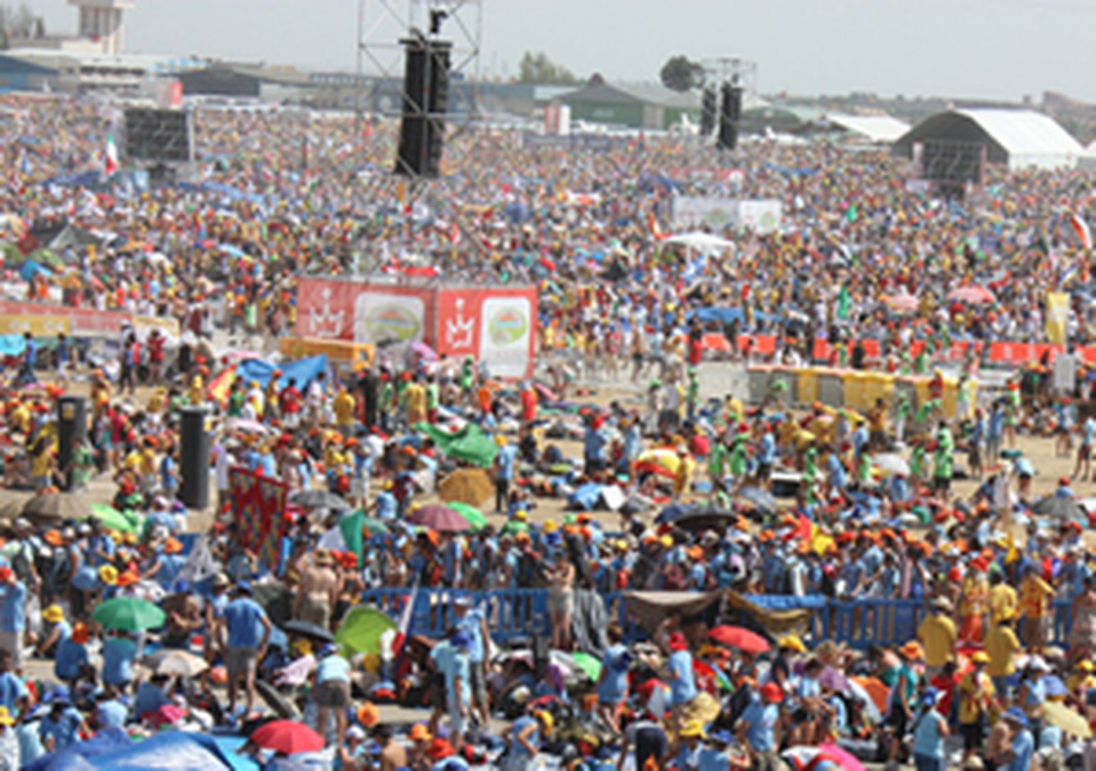 MUltitud Misa de clausura