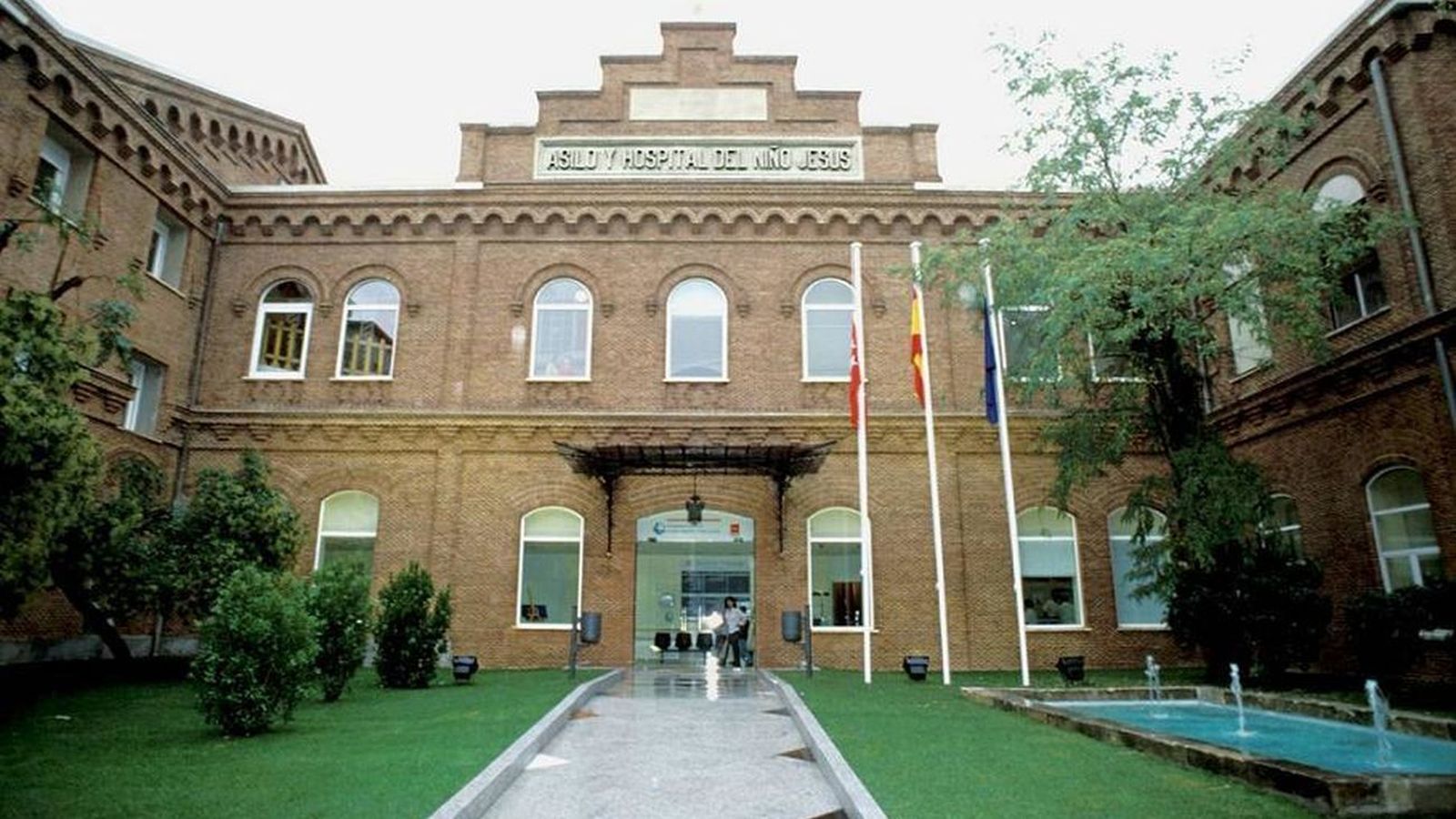 Entrada principal del Hospital Infantil Niño Jesús, en Madrid