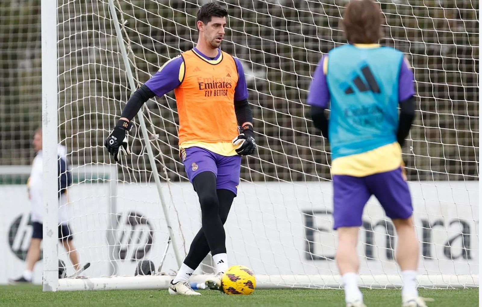 Courtois entrena